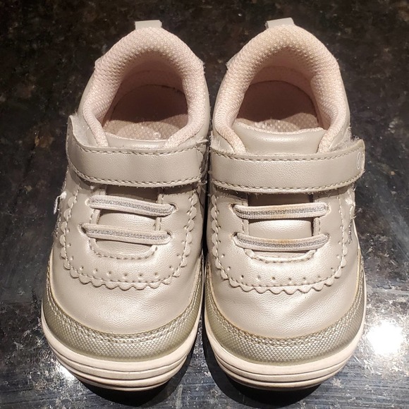 Stride Rite Toddler Shoes Size 6 - Picture 4 of 4